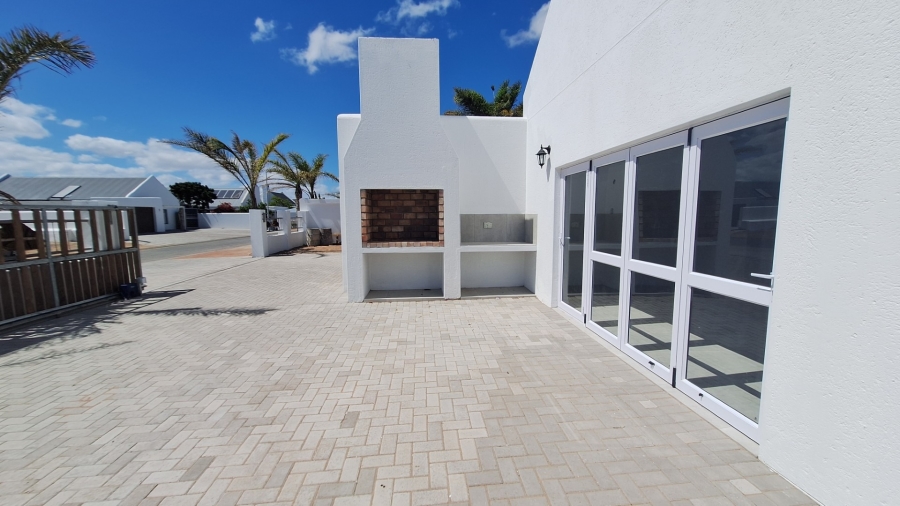 3 Bedroom Property for Sale in Velddrif Western Cape